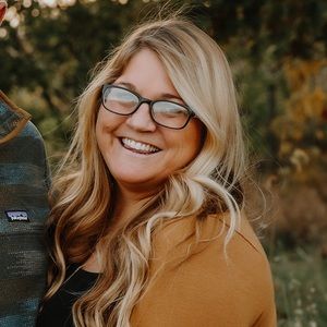Meet your Posher, Casey